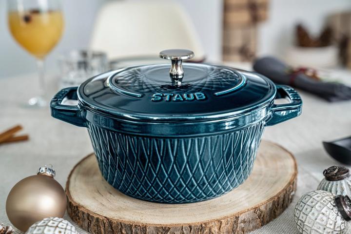 Produktbild Staub Twisted Cocotte (20 cm, Bräter + Schmortopf, Gusseisen)