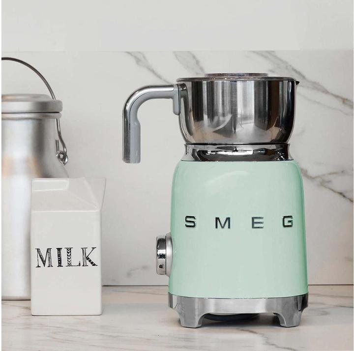 Actual product image Smeg 50's Retro Style (60 cl)