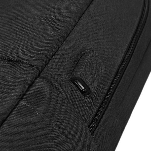 Actual product image Rivacase 7567 Laptop Rucksack 17,3 anti-theft schwarz (20 l)