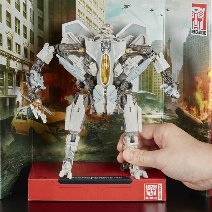 Productafbeelding Hasbro Transformers Studio Voyager
