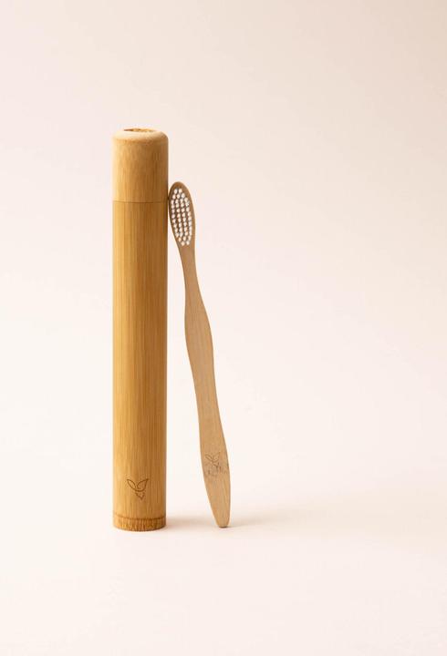 Actual product image Noya Bambus Zahnbürste und Reisebox (1 x)