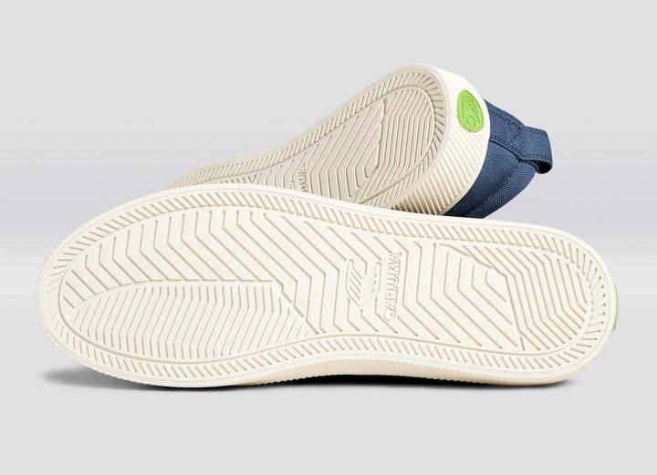 Actual product image Cariuma OCA Canvas (45)
