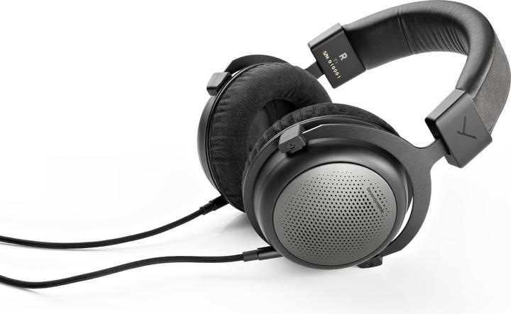 Actual product image Beyerdynamic T1 (Cable)