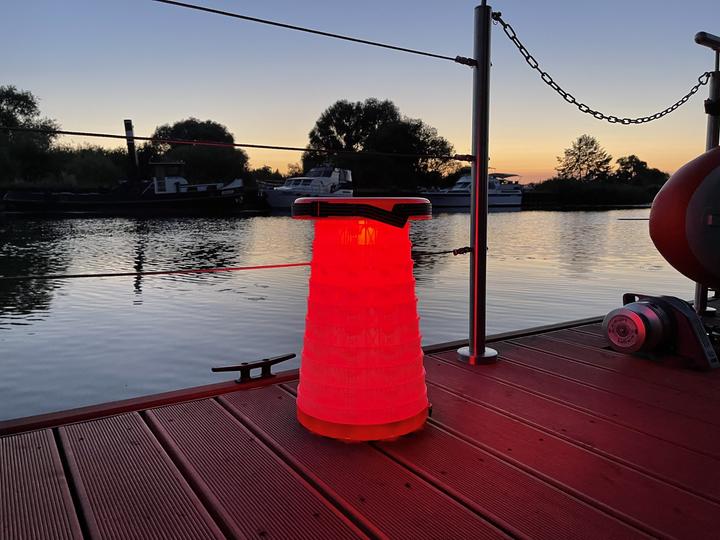 Actual product image Wedo Telescopic stool Sittglow