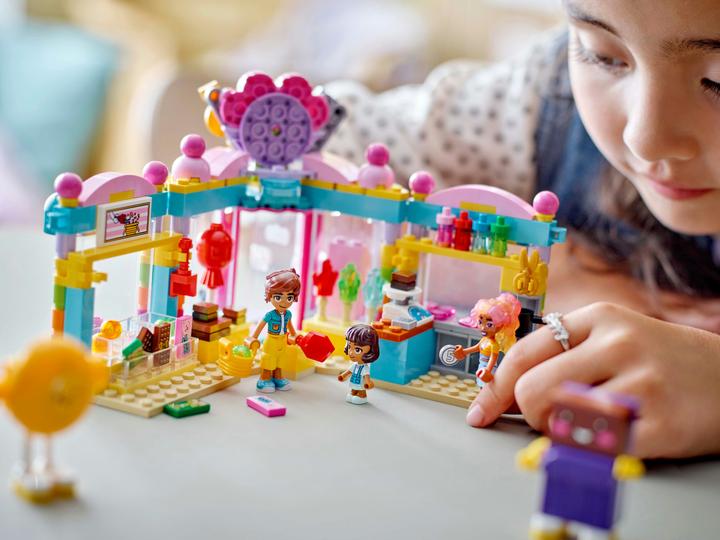 Image du produit LEGO Heartlake City Süsswarenladen (42649, LEGO Friends)