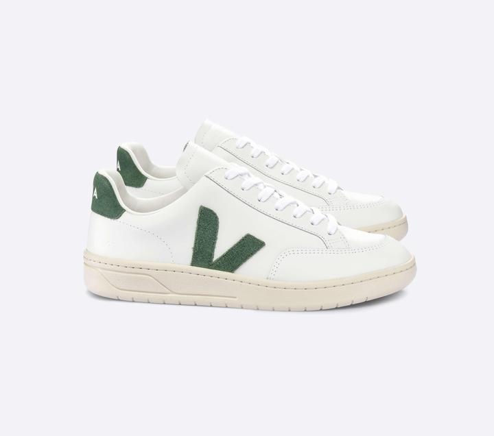 Actual product image Veja V-12 (36)