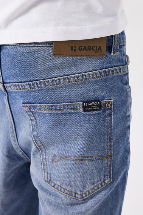 Actual product image Garcia Jeans Shorts Dalino medium used (152)