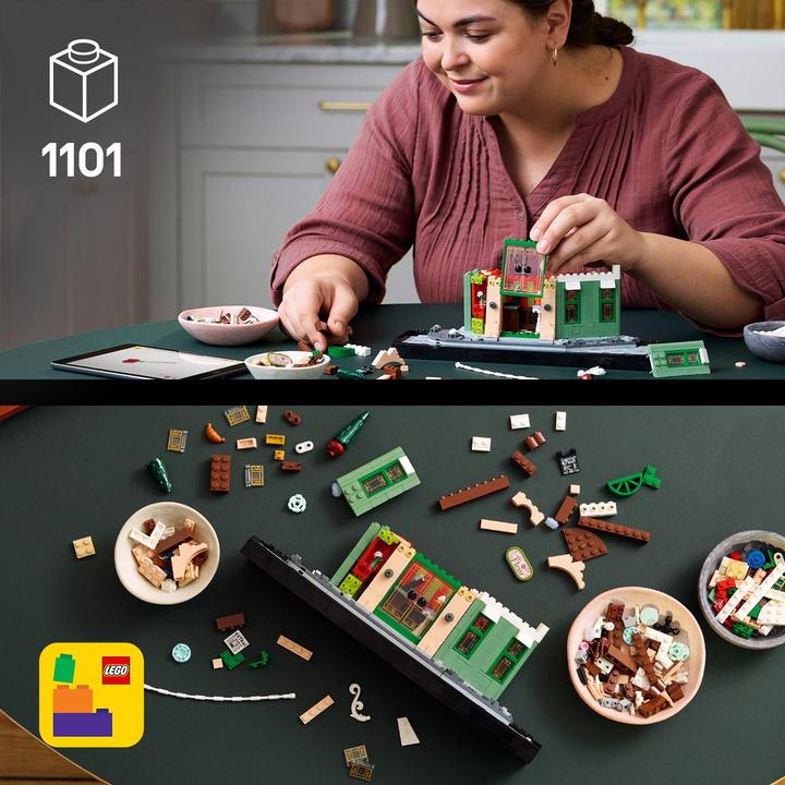 Actual product image LEGO French Café (10362, LEGO Icons)