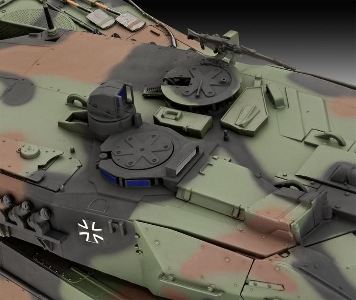 Actual product image Revell Leopard 2 A6M+