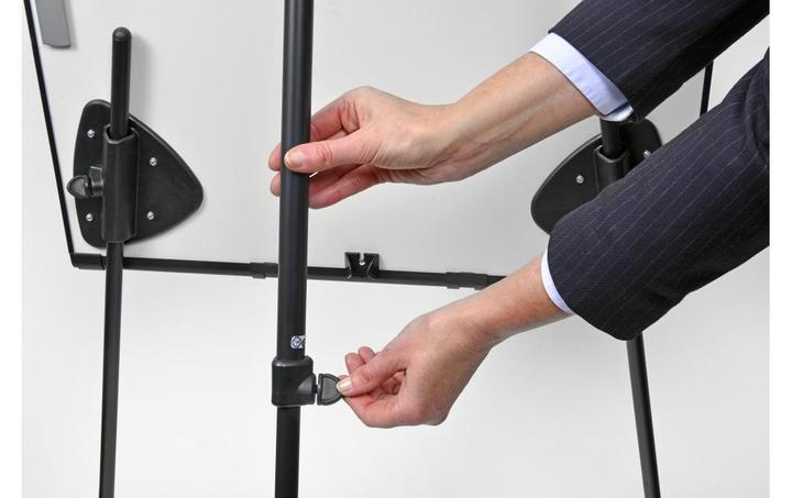 Actual product image Legamaster UNIVERSAL tripod flipchart (68 x 105 cm)