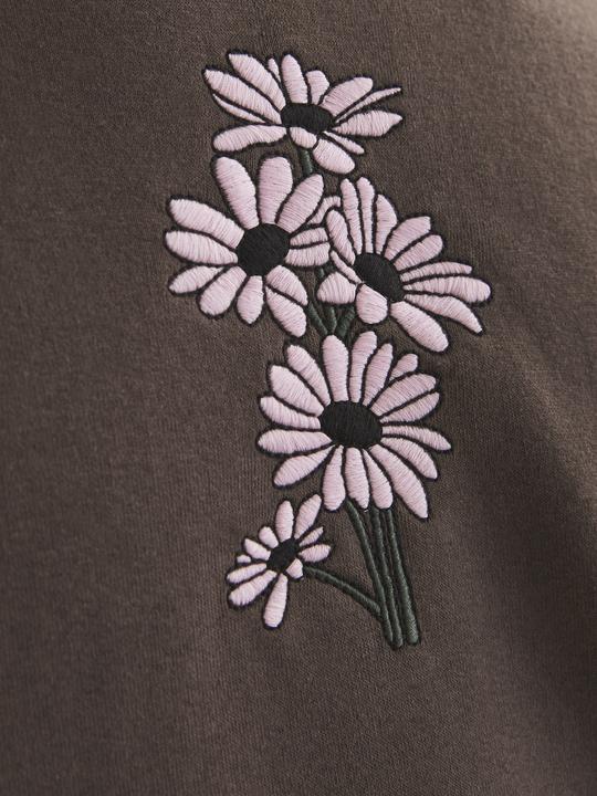 Actual product image Jack & Jones Jorbouquet Emb Sweat C.N Ft Styd Aw24 (L)