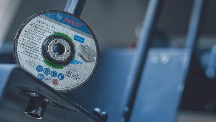 Actual product image Bosch Professional Zubehör PRO Stainless Steel and Metal grinding disc, 76 x 4 x 10 mm