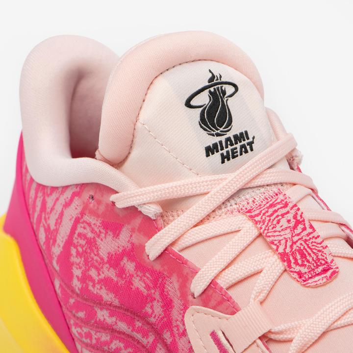 Image du produit Tarmak Chaussures de basketball NBA Heat homme/femme - FAST 900 LOW-1 Rose (47)