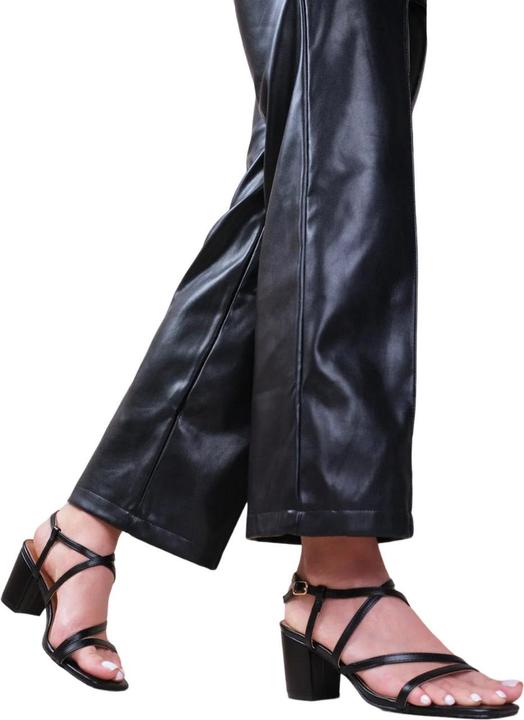 Actual product image Where's That From Womens/Ladies Sidra PU Crossover Strap Wide Medium Block Heel Sandals (40)