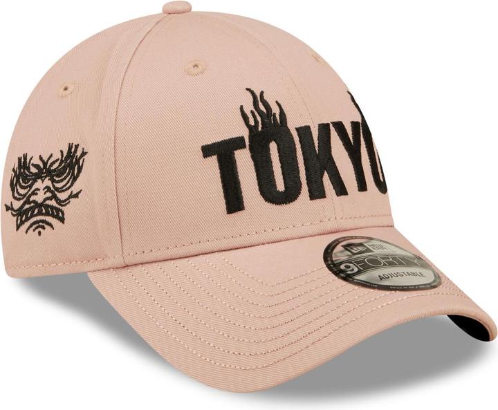 Actual product image New Era 9Forty Strapback Tokyo Graphic