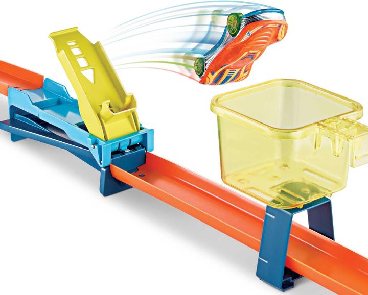 Actual product image Hot Wheels Track Builder - Endless Loop Kit