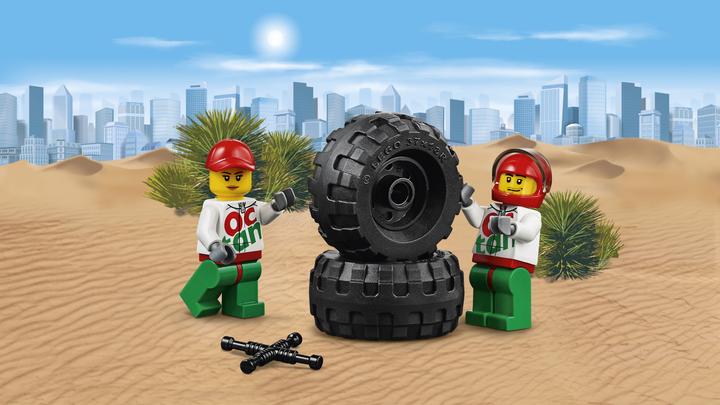 Actual product image LEGO 4 x 4 Off Roader (60115, LEGO City)