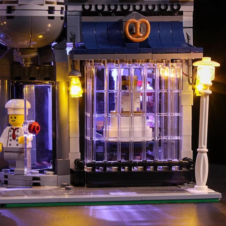 Produktbild BrickBling LED Licht Set für LEGO - Creator Expert - Stadtleben (10255) inkl. Fernbedienung