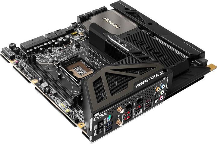 Image du produit EVGA Z790 Pin de roi sombre (LGA 1700, Intel Z790, E-ATX)