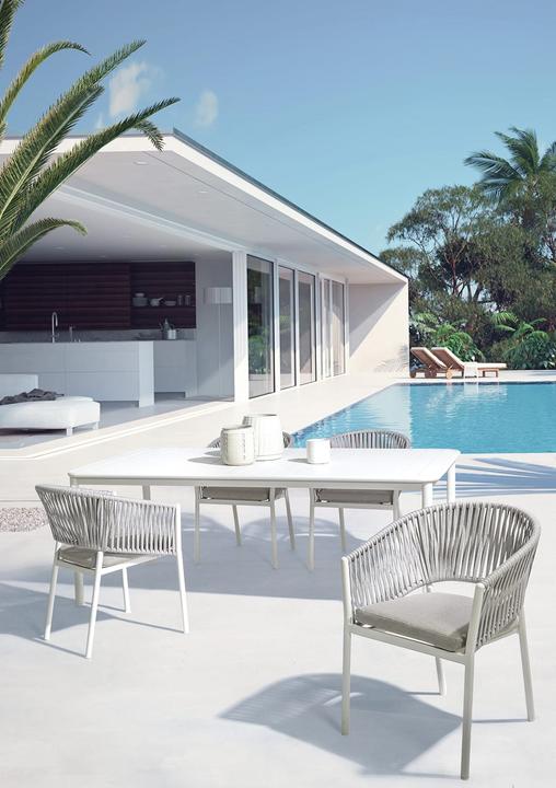 Image du produit Bizzotto Chaise de jardin Florencia avec accoudoirs et coussin blanc