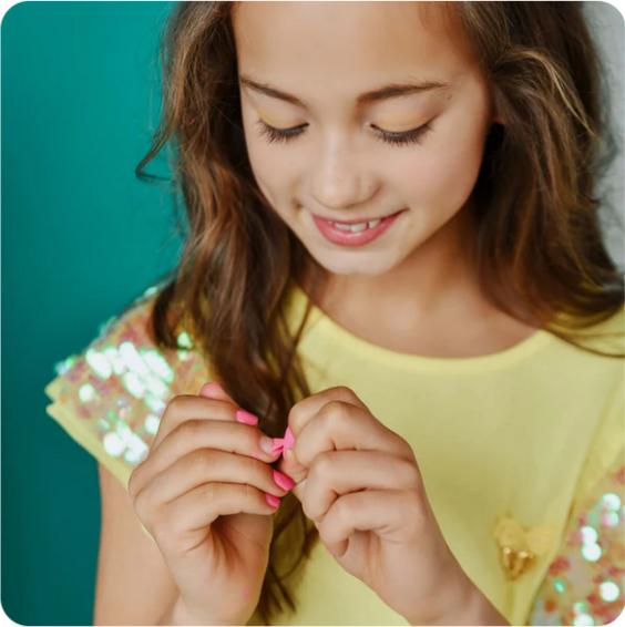 Immagine prodotto Miss Nella Pentole nella - smalto per unghie inodore per bambini PEEL OFF Pink A Boo (Rosa A Boo, Smalto)