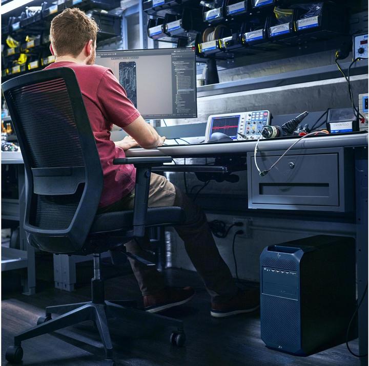 Produktbild HP Z4 Twr G5 XenonW5 64 2 40-20 5 (Intel Xeon w5-2545, 64 GB, 2000 GB, RTX A4000 Ada)