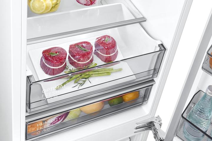 Actual product image Samsung BUILT IN REFRIGERATOR BRB30715EWW/EF SMG (298 l)