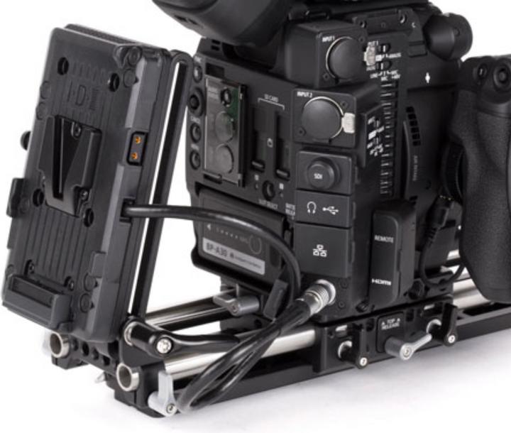 Actual product image Wooden Camera WC V-Mount (Canon C200, C200B, C300mkII)
