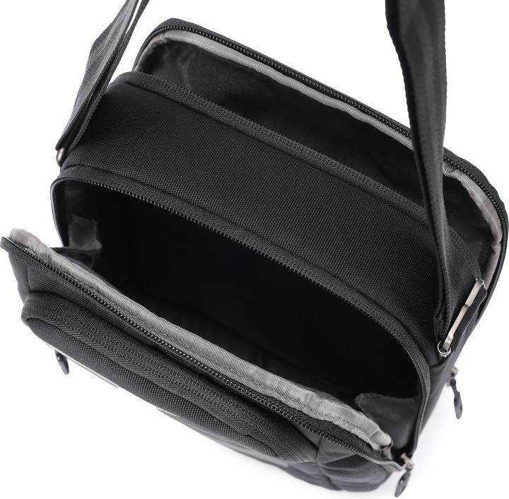 Actual product image Hedgren Comby Relax Umhängetasche M RFID Schutz 21 cm