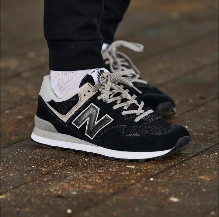 Image du produit New Balance 574 (42)