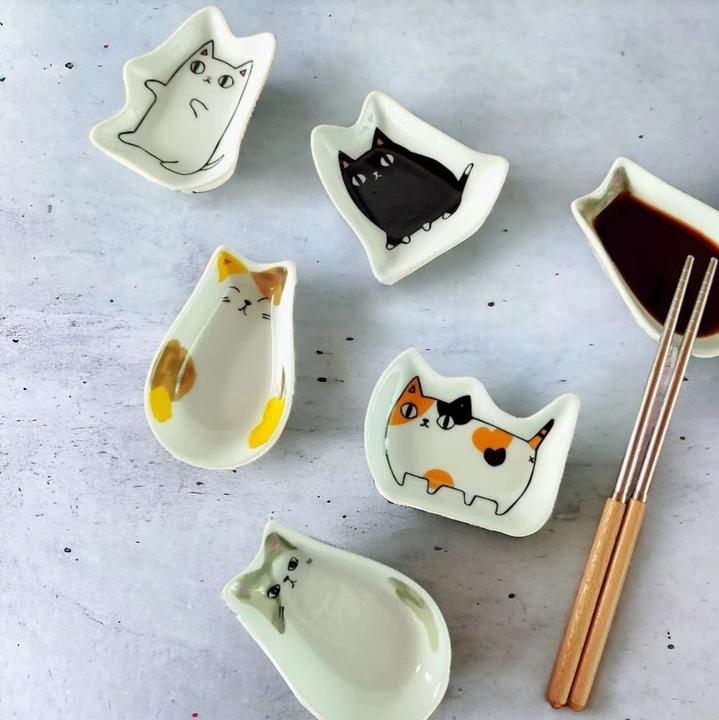 Immagine prodotto Homerely Piatto in ceramica in stile giapponese con gatto nero per uso universale