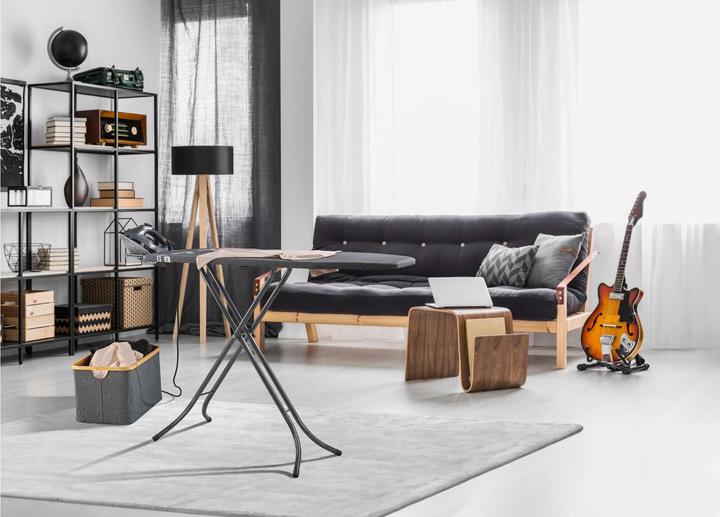 Actual product image Leifheit Classic M black (120 x 38 cm)