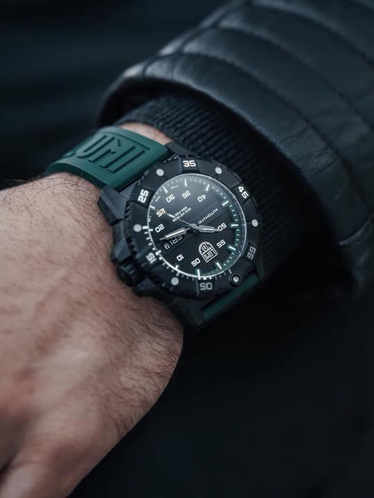 Immagine prodotto Luminox Maestro (Fatto in Svizzera, 45 mm)