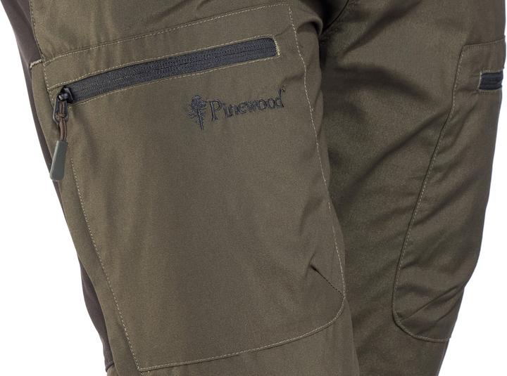 Actual product image Pinewood Caribou TC (27)