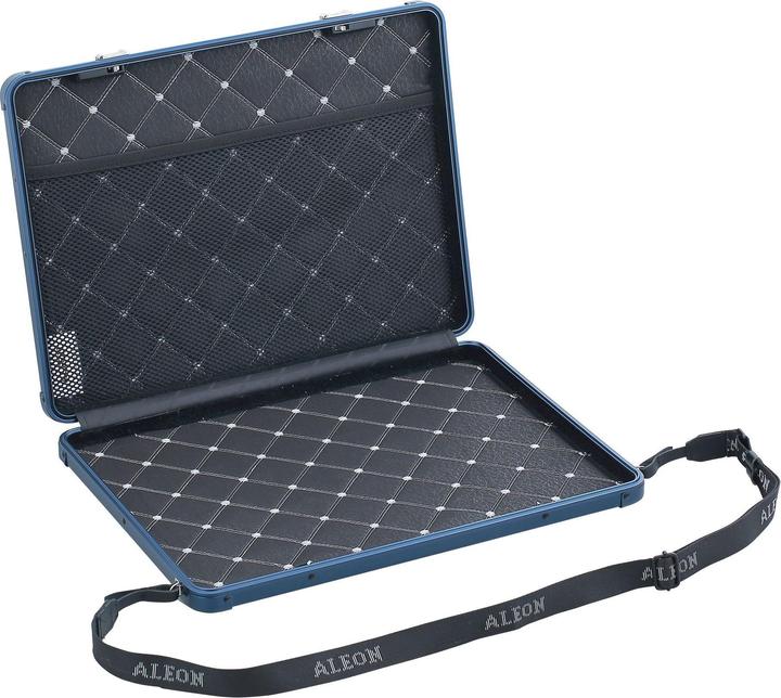 Actual product image Aleon Aluminium Laptop Sleeve 17" (18.30")