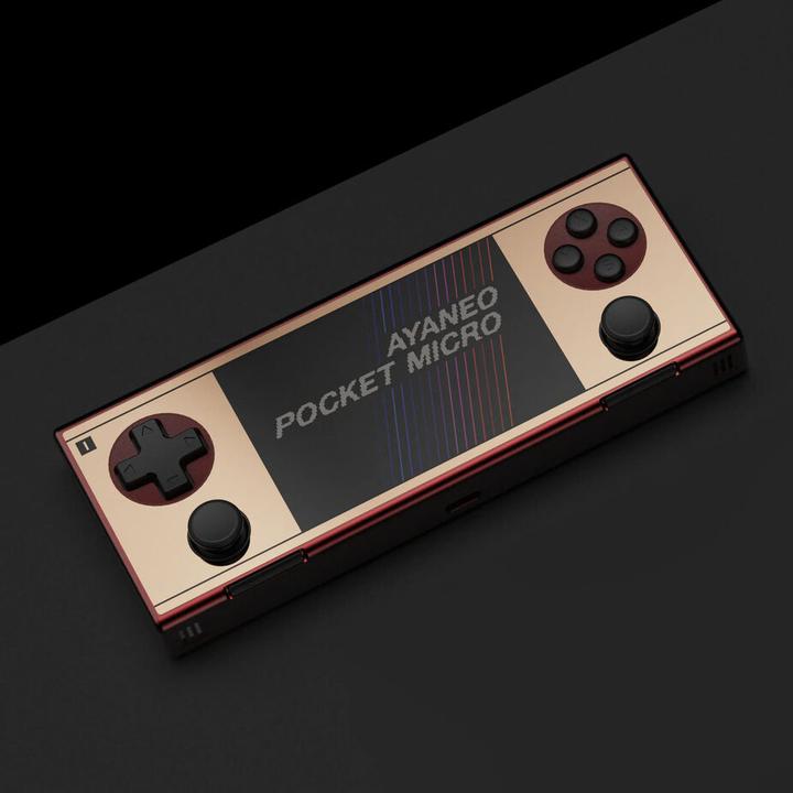 Actual product image Ayaneo Pocket Micro Handheld Konsole – 8 GB LPDDR4X, 256 GB SSD, retro gold
