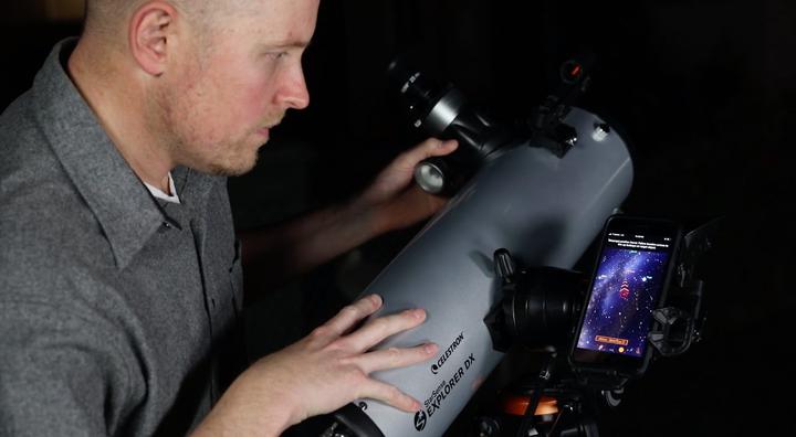 Produktbild Celestron StarSense Explorer DX 130
