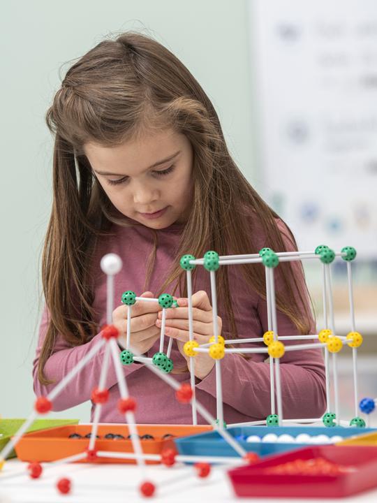 Produktbild Betzold Schul-Steckbaukasten