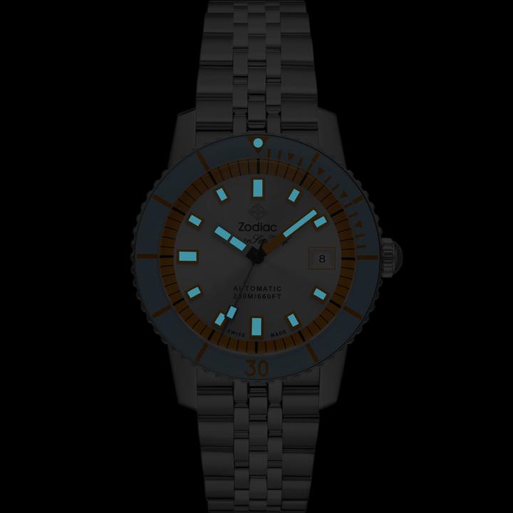Actual product image Zodiac Super Sea Wolf Compression (Diving watch, 40 mm)