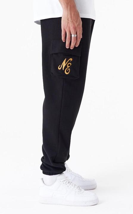 Actual product image New Era Jogger CARGO sweatpants - black - L (L)