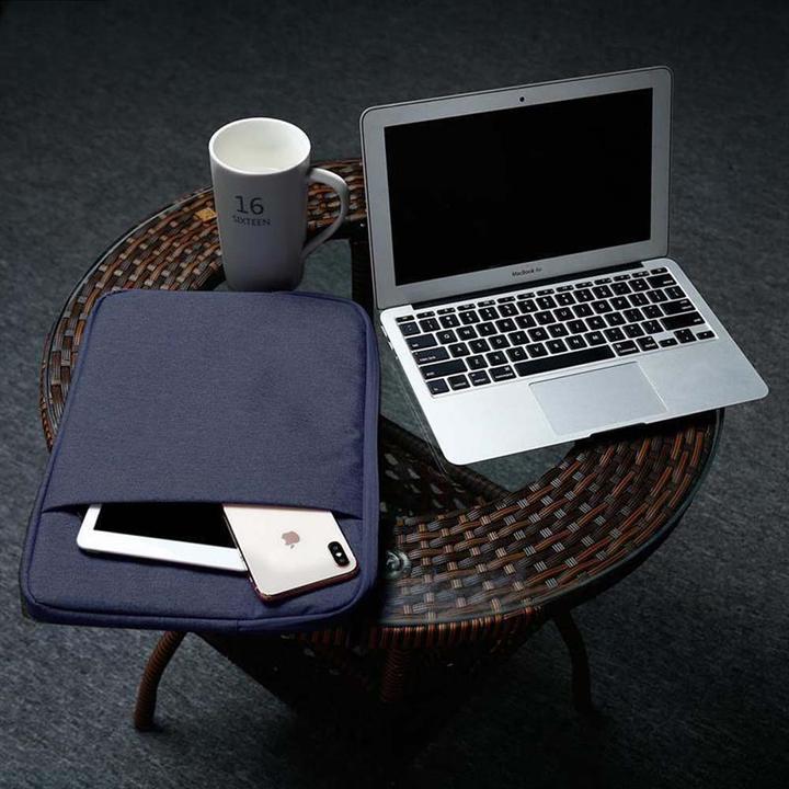 Actual product image Cadorabo Fabric Laptop Bag 13.3 Inch (13.30", Universal)
