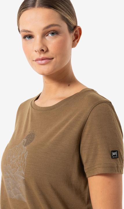 Actual product image Super Natural W Preikestolen Cliffs Tee (S)