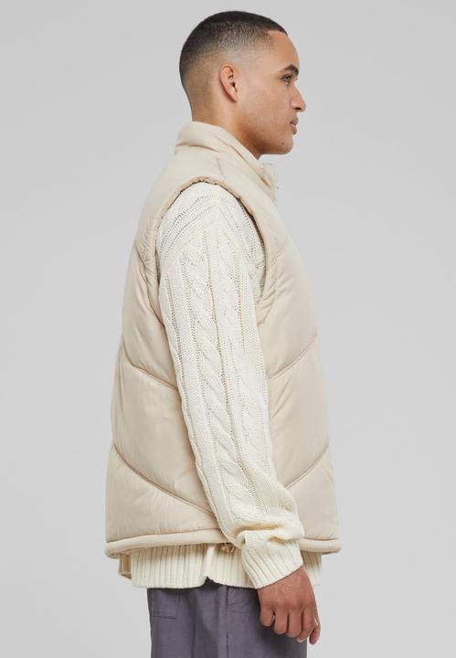 Actual product image Urban Classics Arrow Puffer Vest (M)