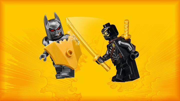 Actual product image LEGO Batman Attack of the Talons (76110, LEGO DC)