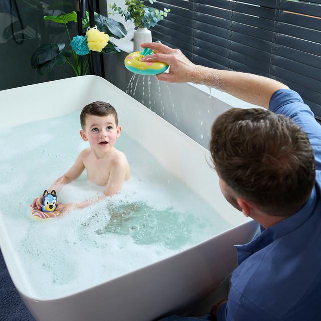 Actual product image Tomy Bluey bathing island 2-pack