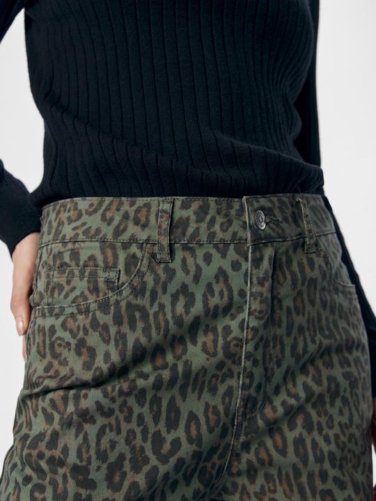 Produktbild Object Leoprint Jeans mit weitem Bein