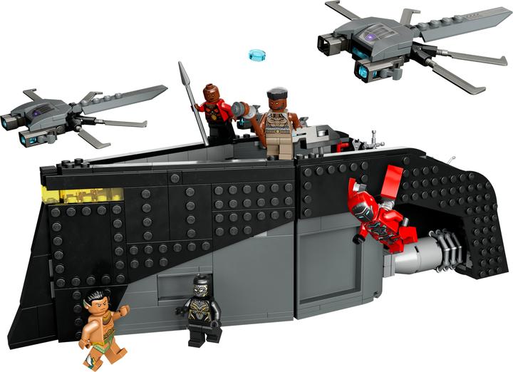 Actual product image LEGO Super Heroes - Black Panther: War on the Water (76214, LEGO Marvel)