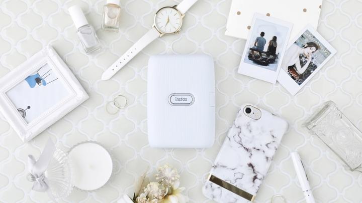 Actual product image Fujifilm Instax Mini Link EX D Ash (Colour)