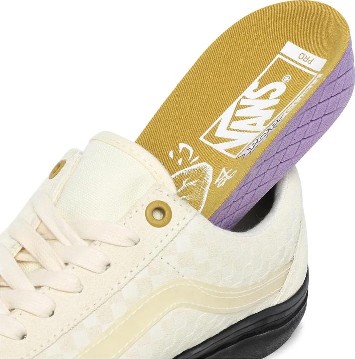 Actual product image Vans Old Skool Pro Lizzy Armanto (42)