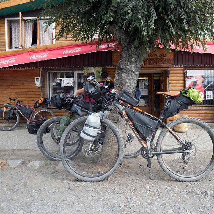 Actual product image Blackburn Outpost Frame (6.95 l, Frame bag)